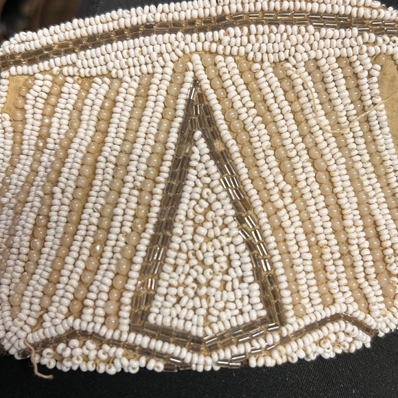 Vintage Handbags - Vintage beaded coin purse.  A few places w/missing beading…excellent condition